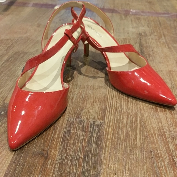 Nine West - Red shoes size 8 - Picture 3 of 4